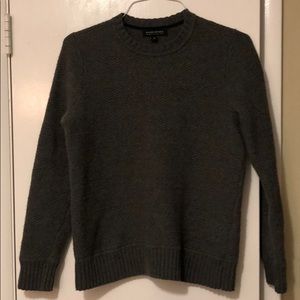 Banana Rep Italian yarn sweater/Sz M/Exl cond